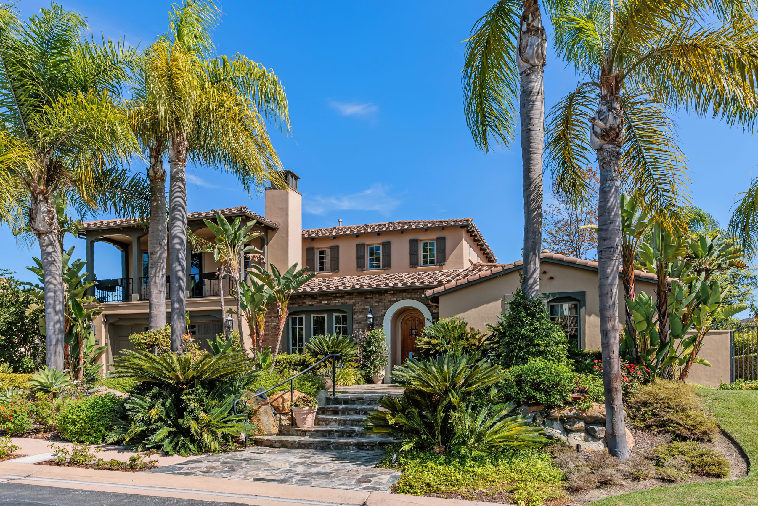 Luxury home in The Lakes Above Rancho Santa Fe with panoramic mountain views